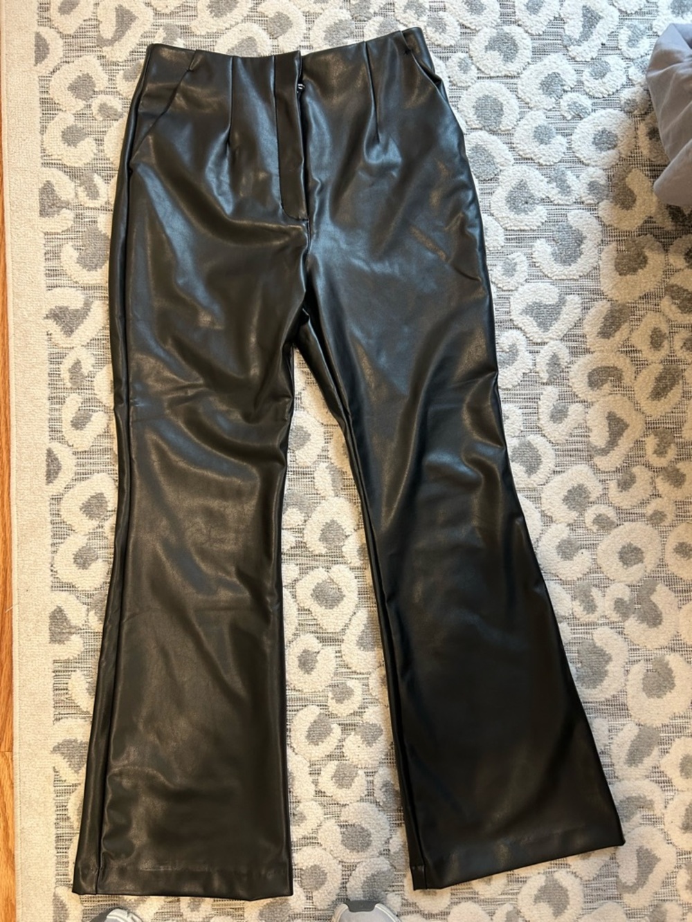 Abercrombie & Fitch Black Vegan Leather Pants 27P